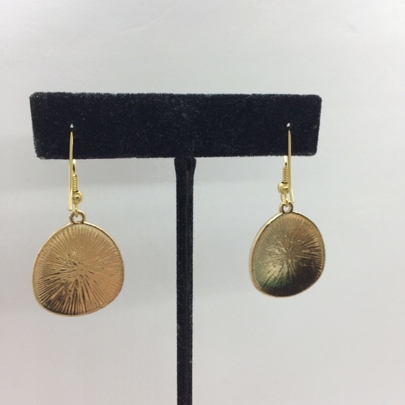 3/$30 RAINBOW MULTI COLOR RHINESONE GOLD TONE PRIDE EARRINGS - Picture 7 of 11